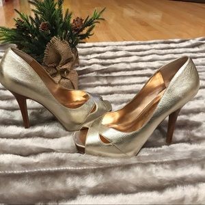 Jessica Simpson Badoline Peep Toe Pumps